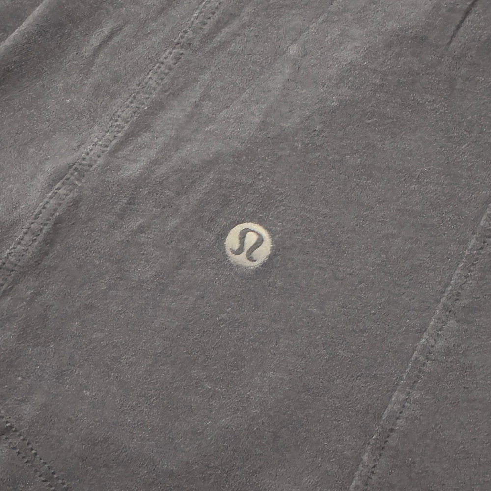 Lululemon Acadia Women’s Black Long Sleeve Top - Picture 8 of 8
